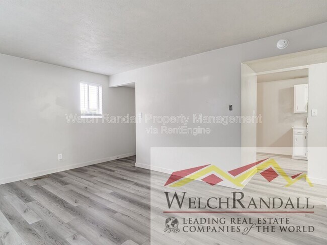 Foto del edificio - 848 E 5300 S