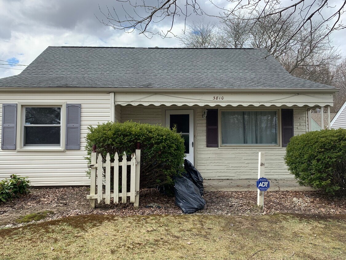 Foto principal - 3810 Oakleigh Ave