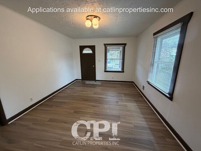 Foto del edificio - 1213 Ross Ave