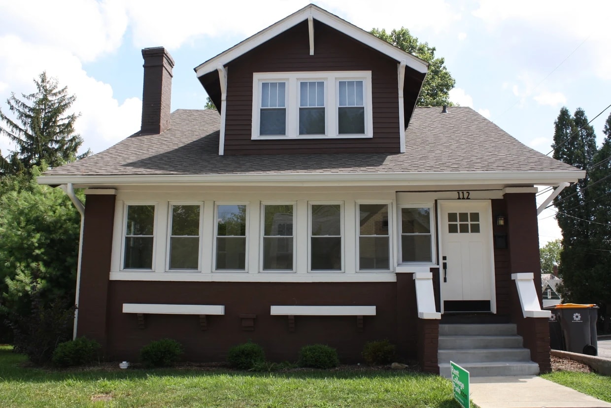 Foto principal - 112 E Cottage Grove Ave