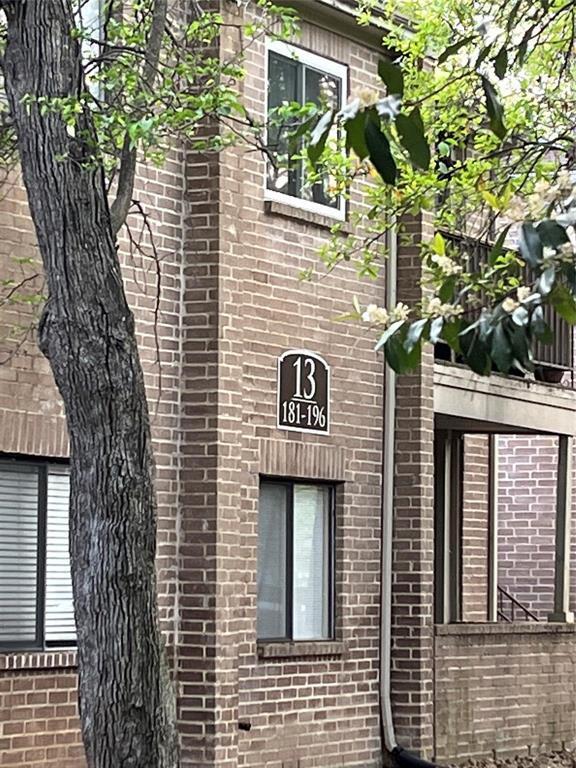 Foto del edificio - 3500 Tangle Brush Dr