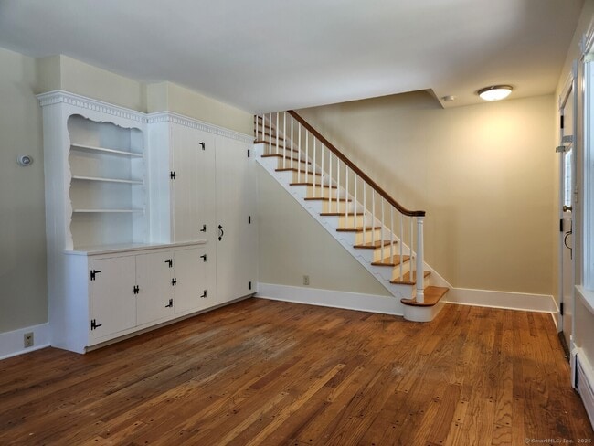 Building Photo - 58 Willington Ave