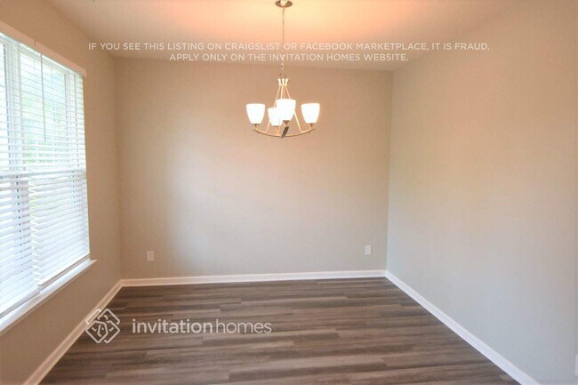 Foto del edificio - 10 Hidden Meadow Ct