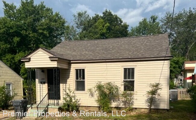 Building Photo - 3 br, 1 bath House - 1305 Turner St