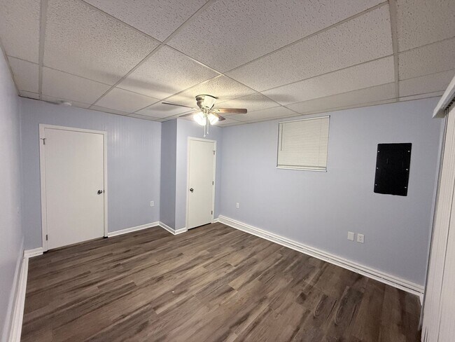 Foto del edificio - Completely updated 3br+bonus/2ba home in convenient location