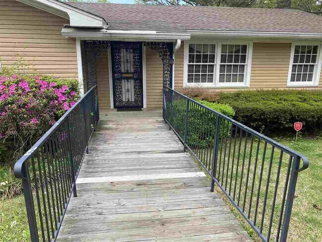 Building Photo - 4235 Old Orchard Pl