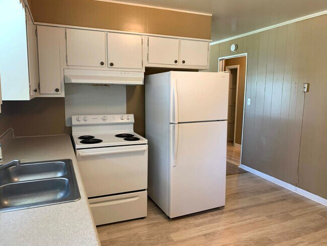 Building Photo - 2 br, 1 bath House - 105 Chamberlain Circle