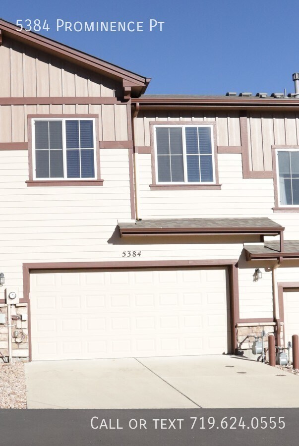 Building Photo - Stunning townhouse for rent!