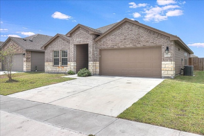 Building Photo - 3913 Jayden Dr