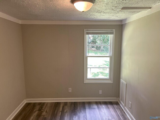 Foto del edificio - 4003 Penny St SW