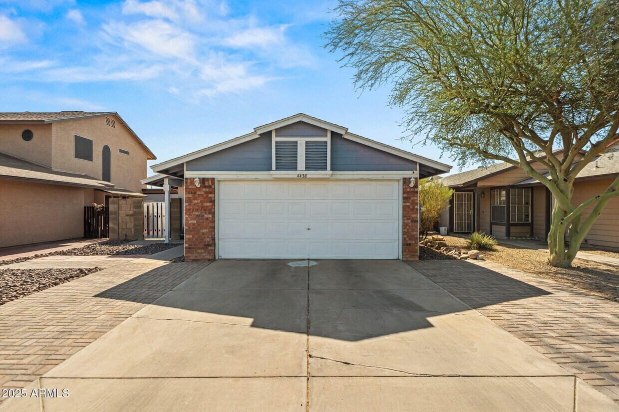 Foto principal - 4438 N 84th Ln