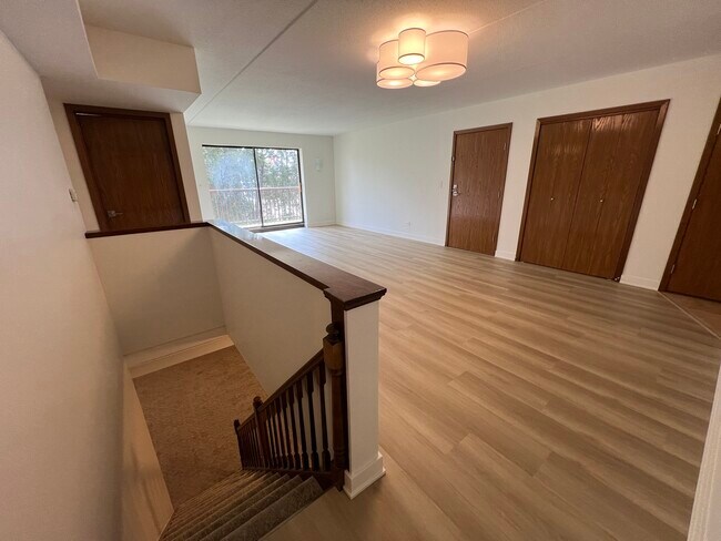 Foto del edificio - 2416 W Foster Ave