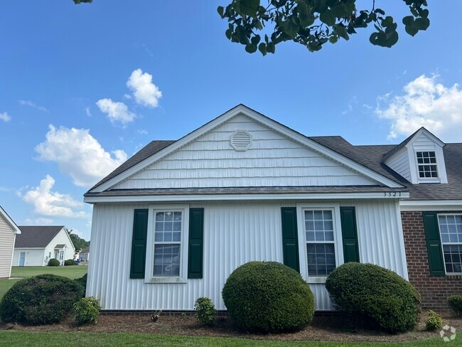 Building Photo - 3321 Whitlock Dr N