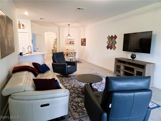 Foto del edificio - 20683 Hazelnut Ct