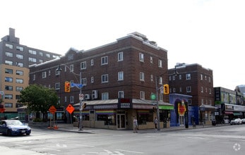 Building Photo - 77 Wellesley Street East