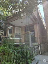 Building Photo - 131 64th St