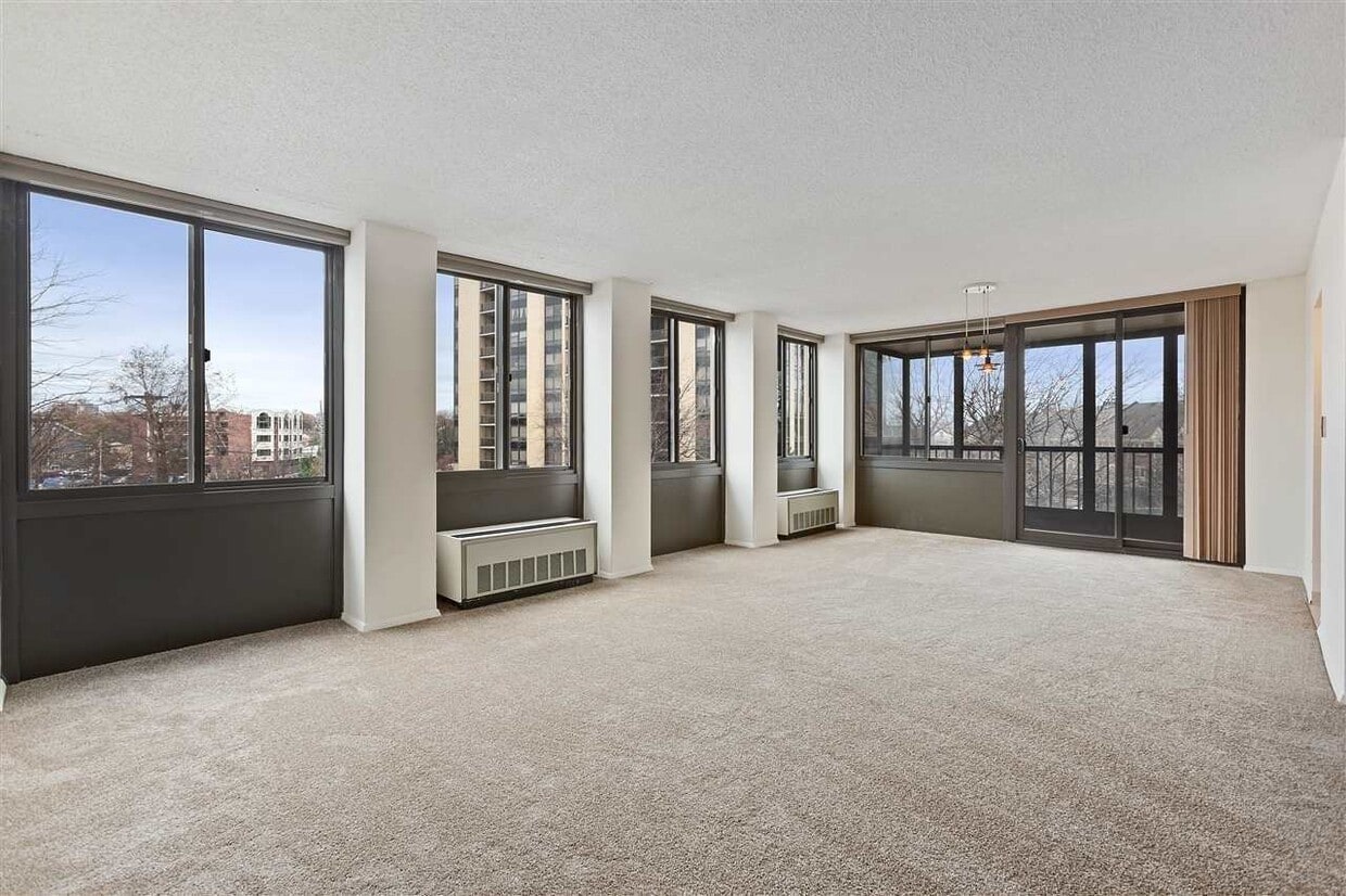 300 Winston Dr Unit 104, Cliffside Park, NJ 07010 Condo for Rent in