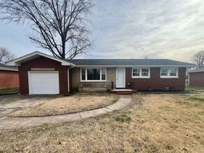 Building Photo - 209 Alpine Dr