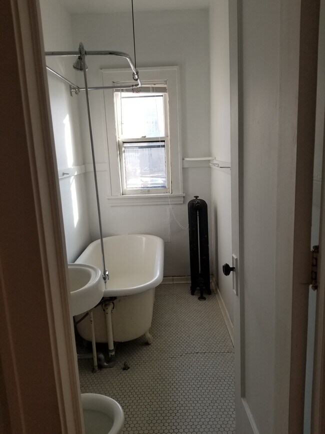 Yale Place Apartments Apartments 1212 Yale Pl Minneapolis, MN