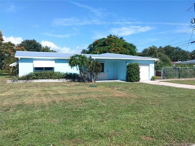 Building Photo - 1650 NE Media Ave