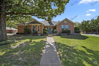 Building Photo - 1 Creekmere Dr