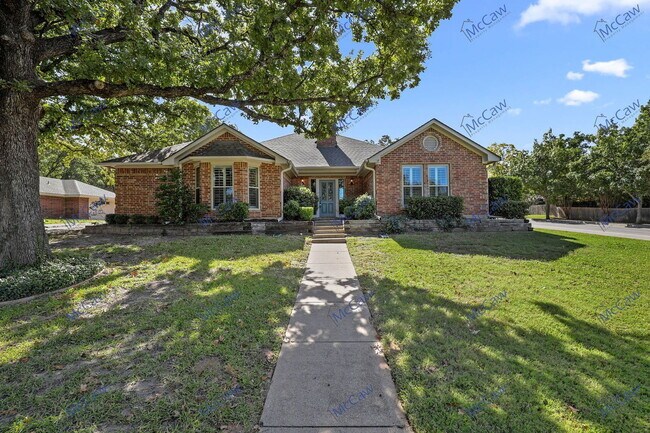 Building Photo - 1 Creekmere Dr