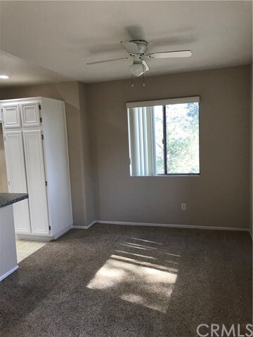 Building Photo - 2556 Avenida Del Vista