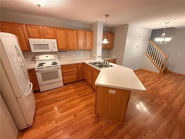 Foto del edificio - 5447 Fawn Meadow Curve