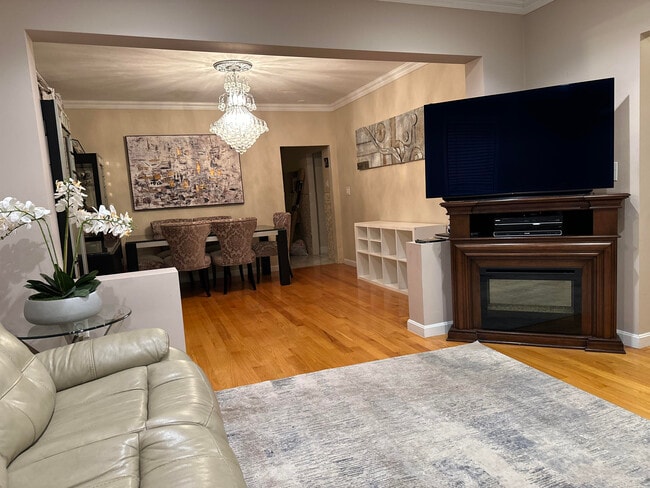 Building Photo - 241 Lexington St