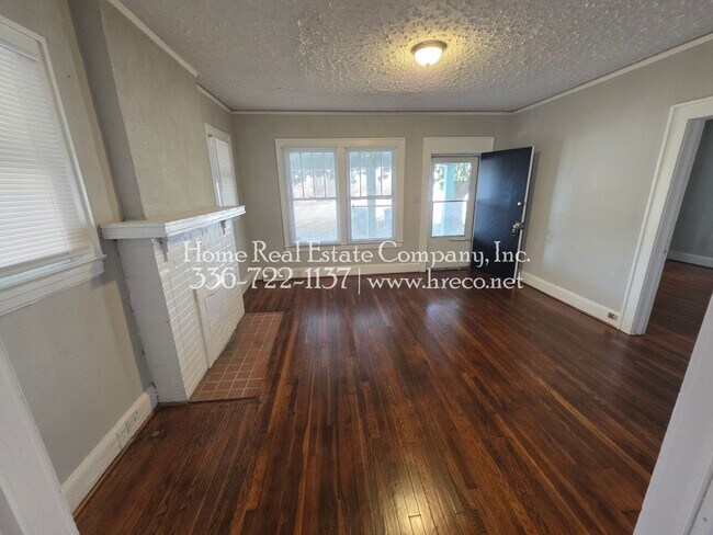 Foto del edificio - 4007 Indiana Ave