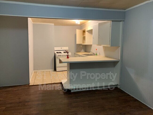 Foto del edificio - 2711 W Walker St