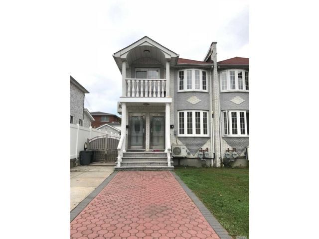Foto principal - 61-14 Springfield Blvd