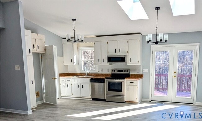 Foto del edificio - 2851 Gaynel Dr