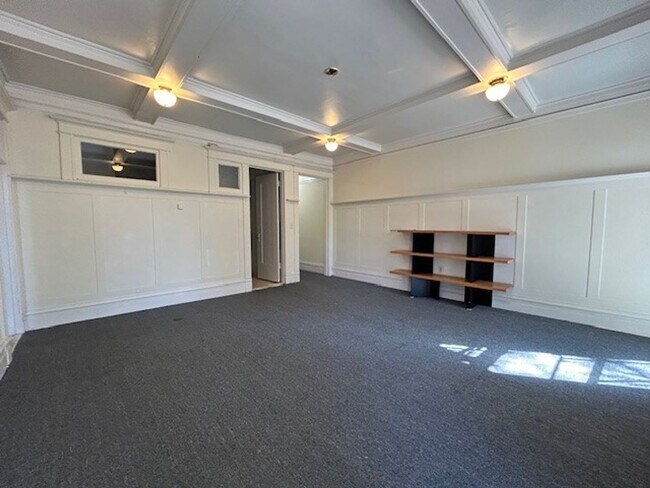Foto del edificio - Spacious, Studio , One Bath Unit.