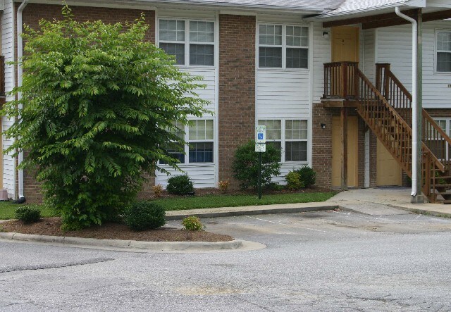 Foto del edificio - 1025-1029 W Barton St