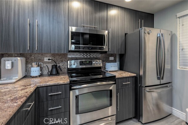 Foto del edificio - 2253 Martin