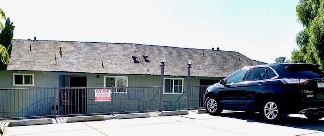 private 4 plex on cul de sac on canyon - Curlew Apartments