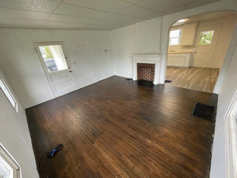 Foto principal - 359 E Bowman St