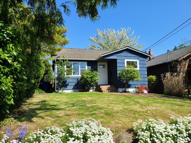 Building Photo - 9728 Densmore Ave N