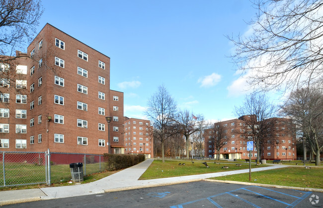 Parkside Place Apartments - New Rochelle, NY | Apartments.com