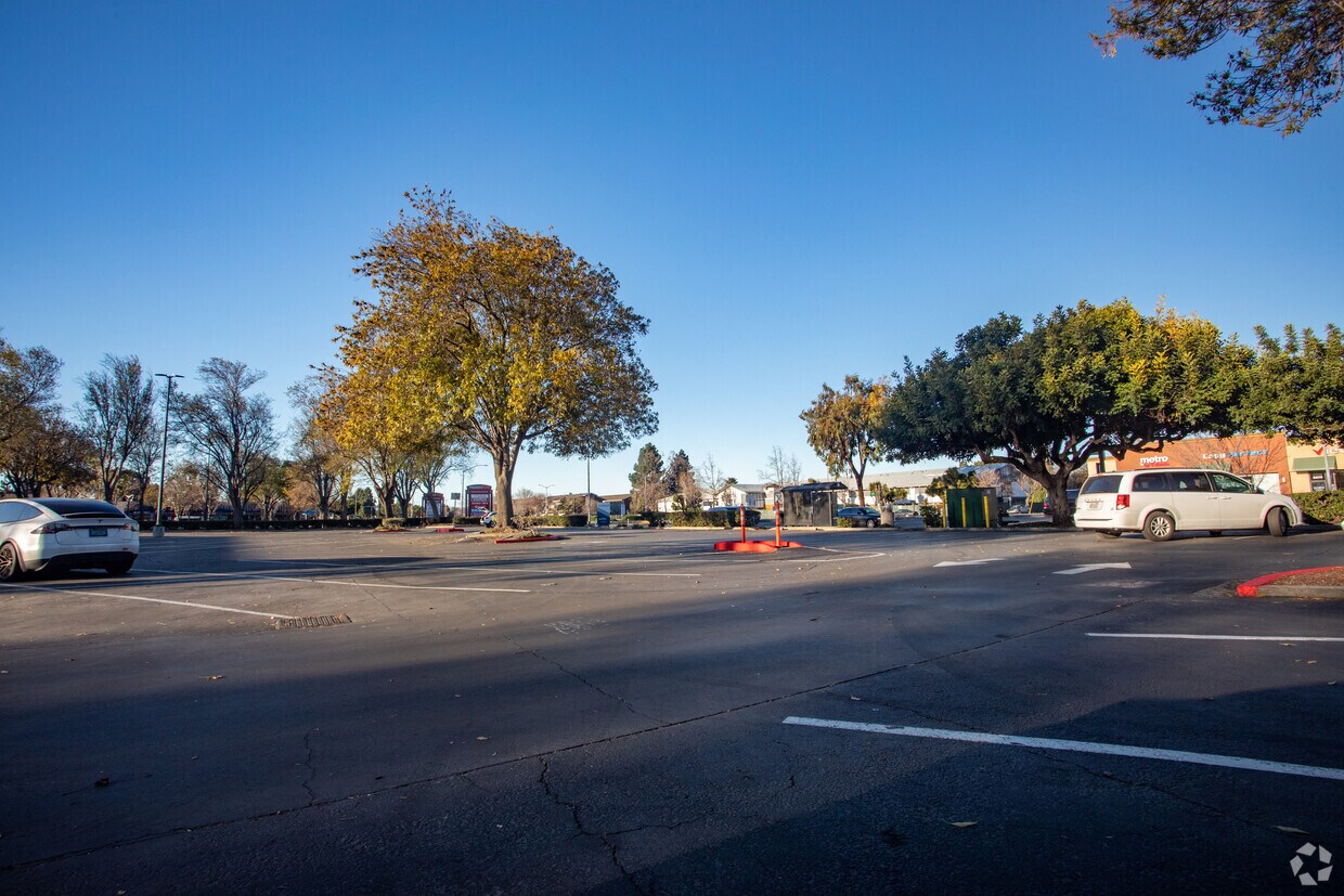 The Fremont HUB Apartments in Fremont, CA