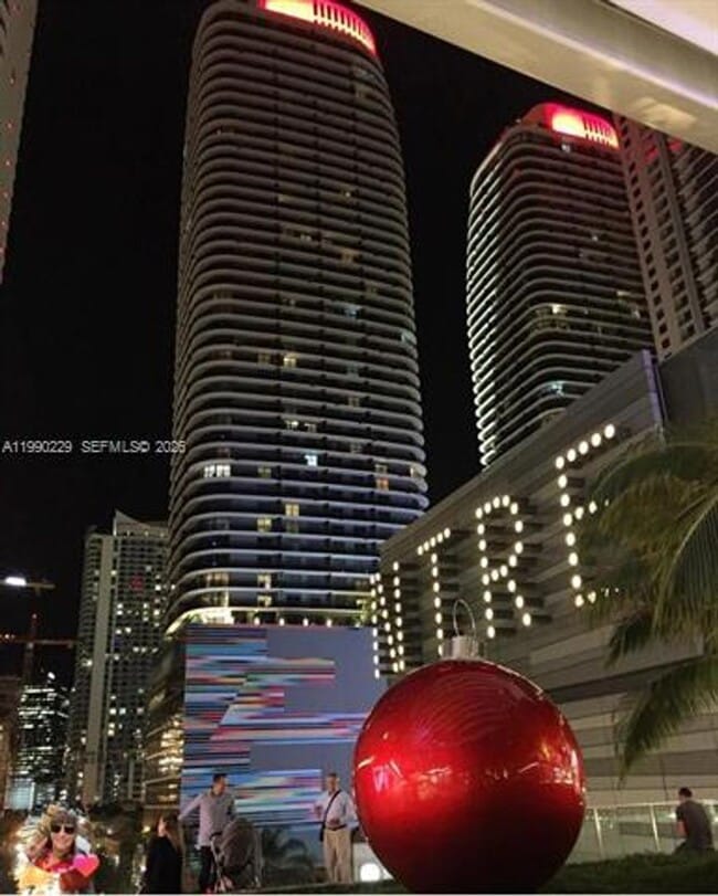 Photo - 45 SW 9th St Apartment