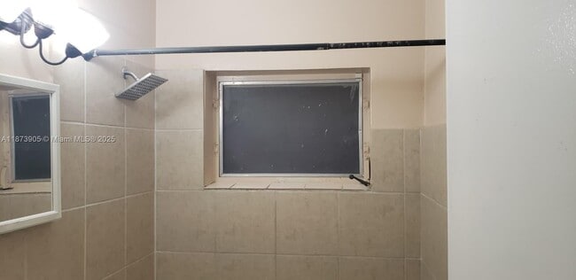 Building Photo - 2063 NE 173rd St