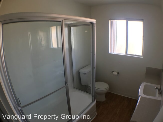 Building Photo - 2440-2450 N Harbor Blvd