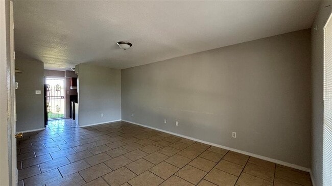 Building Photo - 9636 Crofton St