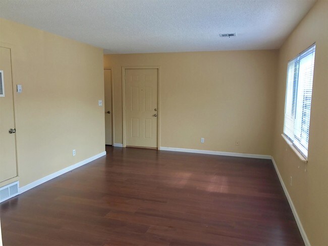 Foto del edificio - 1754 N Minneapolis St