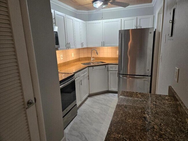 Foto del edificio - 669 W Oakland Park Blvd