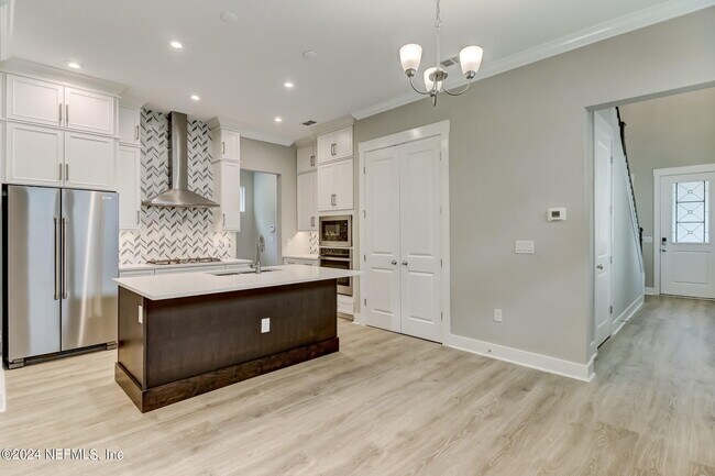 Foto del edificio - 96081 Mimosa Dr