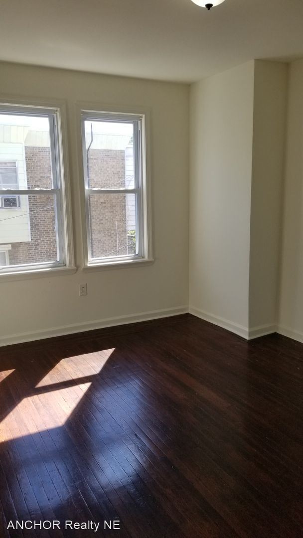 Building Photo - 3 br, 2 bath House - 5629 Willows Ave.