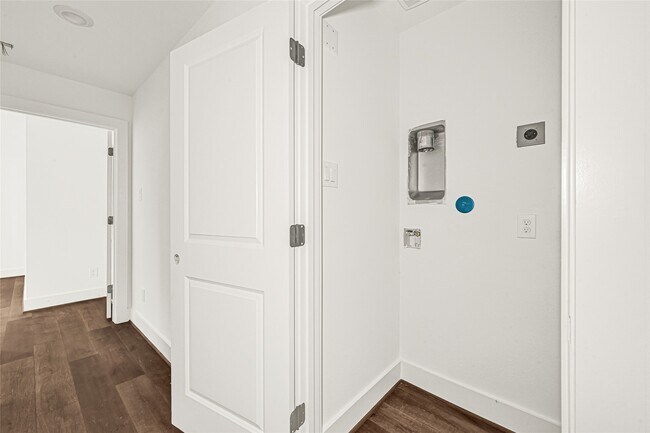 Foto del edificio - 422 Clinton Park St